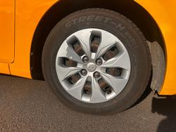 2015 Hyundai Accent Active