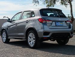 2022 Mitsubishi ASX ES