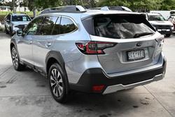 2025 Subaru Outback AWD Touring