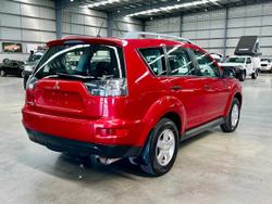 2010 Mitsubishi Outlander LS ZH MY10 4X4 On Demand Red