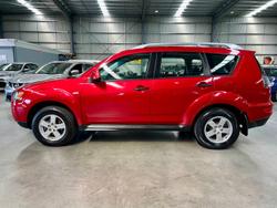 2010 Mitsubishi Outlander LS ZH MY10 4X4 On Demand Red