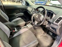 2010 Mitsubishi Outlander LS ZH MY10 4X4 On Demand Red