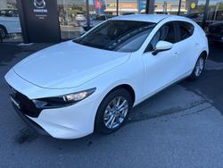 2025 Mazda 3 G20 Pure