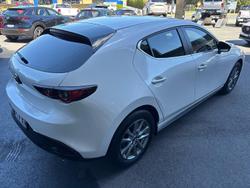 2025 Mazda 3 G20 Pure