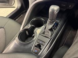 2019 Toyota Camry Ascent Sport ASV70R Glacier White