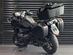 2025 BMW R 1300 RT Triple Black