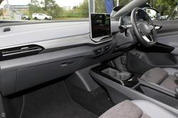 2024 Volkswagen ID.4 Pro