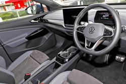 2024 Volkswagen ID.4 Pro