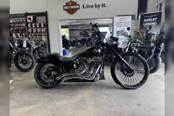 HARLEY-DAVIDSON BREAKOUT 103 (FXSB) ROAD