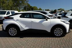 2024 Toyota C-HR GXL