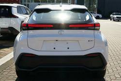 2024 Toyota C-HR GXL