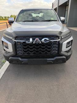 2026 JAC T9 Tradepro