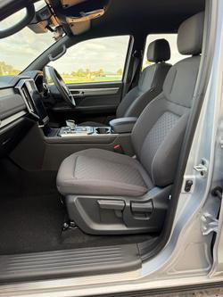 2026 JAC T9 Tradepro