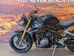 2025 Triumph Speed Triple RS 1200 Speed Triple Black