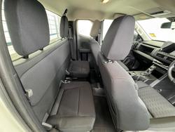 2025 Mitsubishi Triton GLX