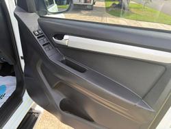 2017 Isuzu D-MAX LS-U High Ride MY17 4x2 Splash White