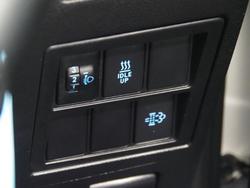 2022 Toyota Hilux SR