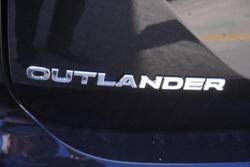 2025 Mitsubishi Outlander Exceed Tourer