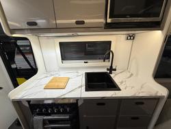 2026 JB Caravans 17'10 Dirt Road Xtreme Rd