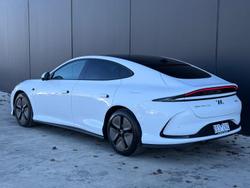2025 MG IM5 Premium