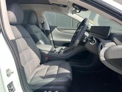 2025 MG IM5 Premium