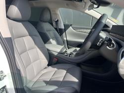 2025 MG IM5 Premium