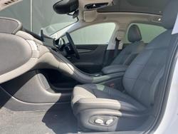 2025 MG IM5 Premium
