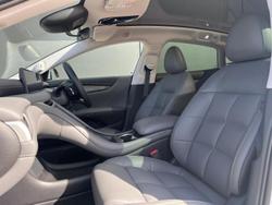 2025 MG IM5 Premium