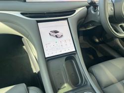 2025 MG IM5 Premium