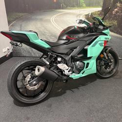 2025 Yamaha YZF-R3 Green
