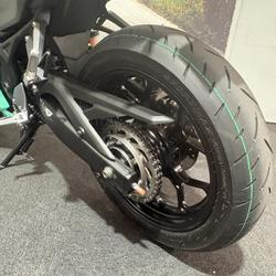 2025 Yamaha YZF-R3 Green