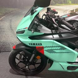 2025 Yamaha YZF-R3 Green