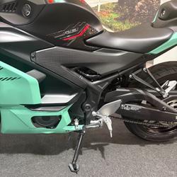 2025 Yamaha YZF-R3 Green