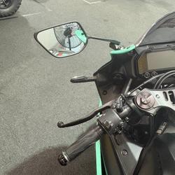 2025 Yamaha YZF-R3 Green