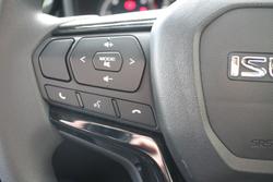 2025 Isuzu D-MAX X-RIDER