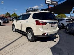 2016 Isuzu MU-X LS-T