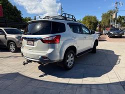 2016 Isuzu MU-X LS-T