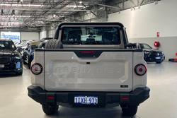 2025 INEOS Grenadier Quartermaster