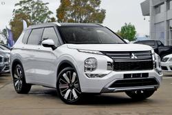 2026 Mitsubishi Outlander Exceed Tourer