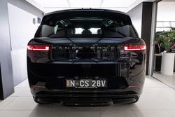 2025 Land Rover Range Rover Sport D350 Autobiography