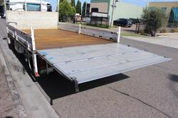 2010 Isuzu N Series NNR 200 WHITE