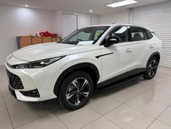MG HS
