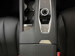 2025 MG QS Essence IS31 MY25 AWD Cashmere Silver