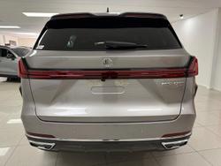 2025 MG QS Essence IS31 MY25 AWD Cashmere Silver