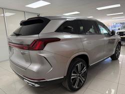 2025 MG QS Essence IS31 MY25 AWD Cashmere Silver