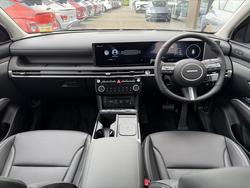 2026 Hyundai Tucson Hybrid Premium