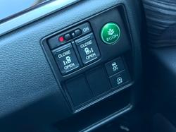 2017 Honda Odyssey VTi-L