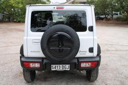 2025 Suzuki Jimny