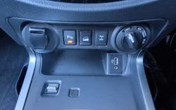 2021 Nissan Navara ST