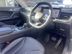 2025 MG HS Super Hybrid Essence